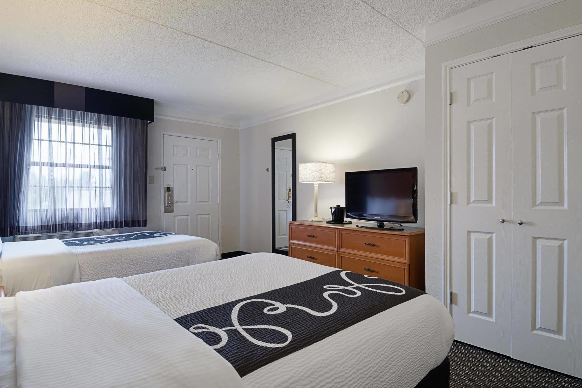 La Quinta Inn By Wyndham Мидленд Экстерьер фото
