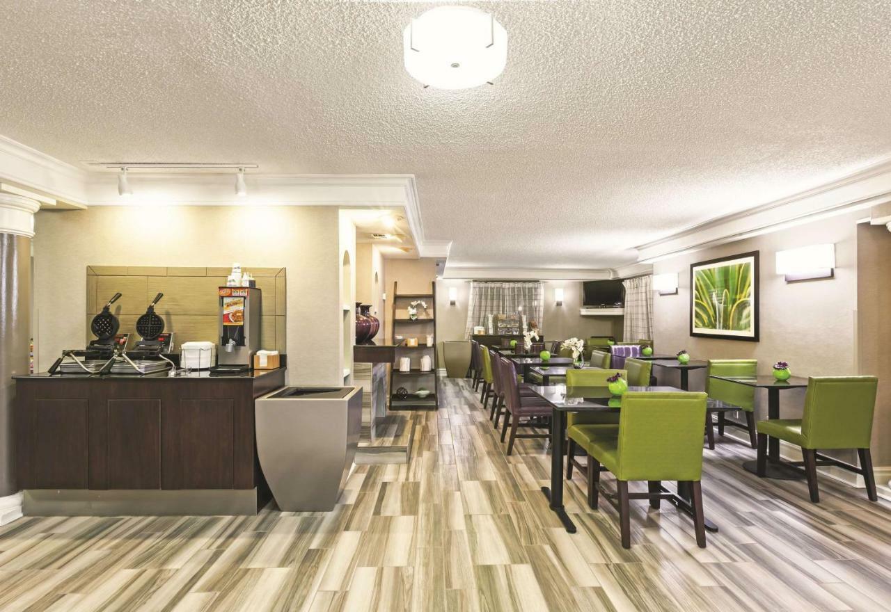 La Quinta Inn By Wyndham Мидленд Экстерьер фото